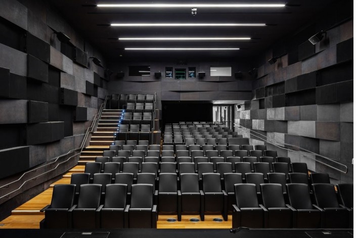 Sede do Instituto Moreira Salles, Arquitetos Vinicius Andrade e Marcelo Morettin, São Paulo<br />Foto Nelson Kon 