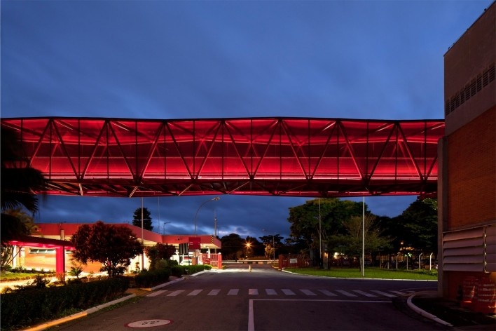 Passarela 1<br />Foto Leonardo Finotti 