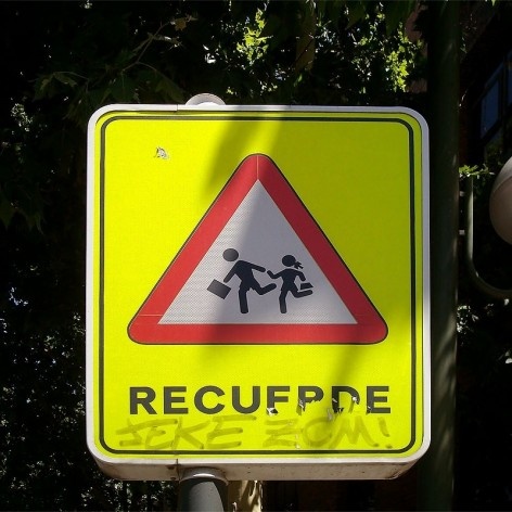 Placa em Madri, Espanha<br />Foto Michel Gorski 