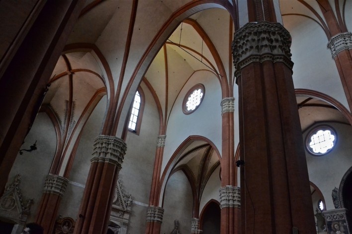 Centro Histórico de Bolonha, arcos ogivais na estrutura da Basílica de San Petronio<br />Foto Fabio Jose Martins de Lima 
