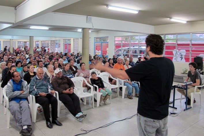 Assembléia participativa. Projeto de Urbanização Integrada<br />Fonte Boldarini Arquitetos Associados 