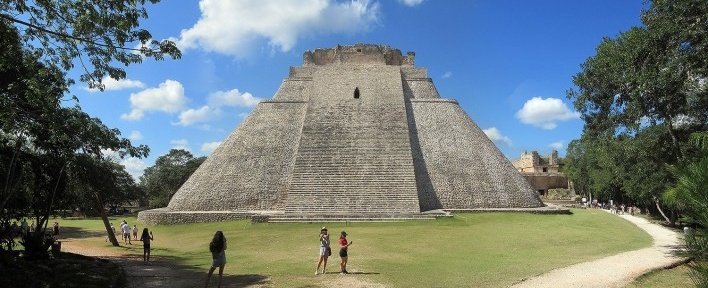 Uxmal, Pirâmide do Mágico, México<br />Foto Victor Hugo Mori 