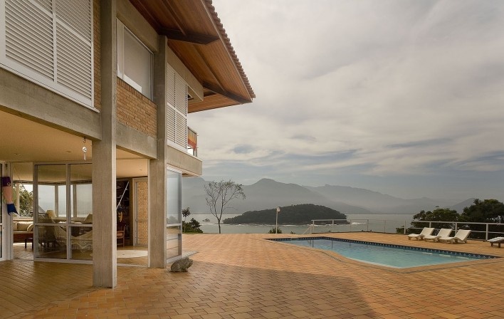 Casa na Ponta do Pulso, Ubatuba SP Brasil, arquiteto Affonso Risi<br />Foto Paulo Risi 