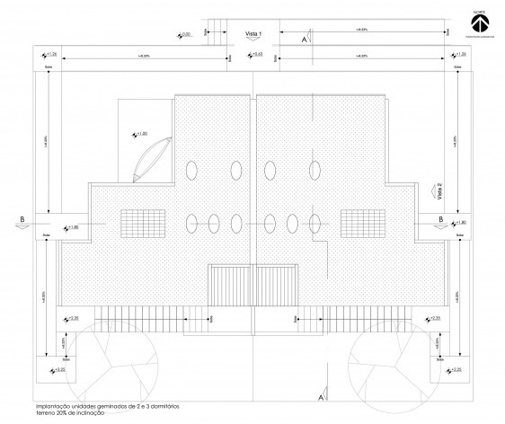 Implantação geminada de unidades com 2 e 3 dormitórios (terreno com 20% de inclinação). Concurso Habitação para Todos CDHU. Casas escalonadas - Menção honrosa.