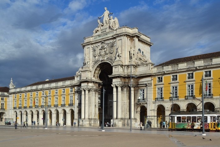 O Arco Triunfal que emoldura o acesso da Praça do Comércio para a Rua Augusta, Lisboa<br />Foto Juliano Carlos Cecílio Batista Oliveira 