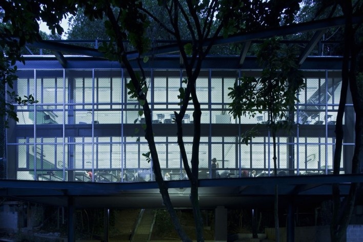 Edifício Beta, Campus da PUC-Rio, Rio de Janeiro. Arquitetos Marcos Favero, Andres Passaro e Diego Portas<br />Foto Fran Parente 