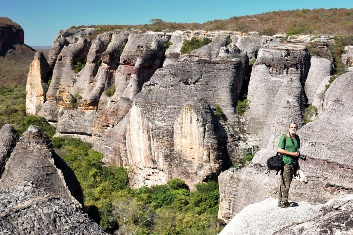 Luiz Cláudio Marigo no Parque Nacional da Serra da Capivara PI<br />Foto José Tabacow 
