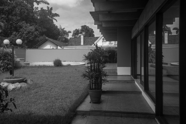 Residência da Rua Lages, Joinville SC. Arquiteto Luis Napoleão Carias de Oliveira<br />Foto Larry Sestrem 