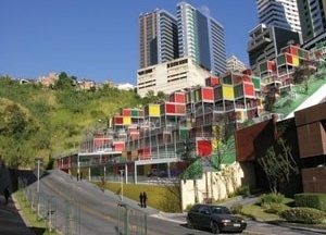 Fotomontagem da inserção<br />Imagem dos autores do projeto 