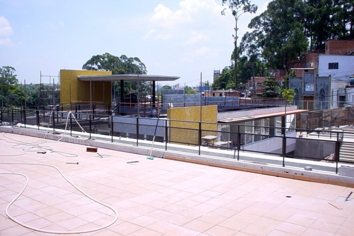 Escola Projeto Viver, construção, São Paulo, Fernando Forte, Lourenço Gimenes e Rodrigo Marcondes Ferraz / FGMF<br />Foto Marcelo Scandaroli 
