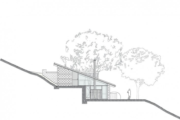 Casa de meia encosta, elevação sul, São Francisco Xavier SP, 2013. Arquitetos Denis Joelsons e Gabriela Baraúna Uchida<br />Imagem divulgação 