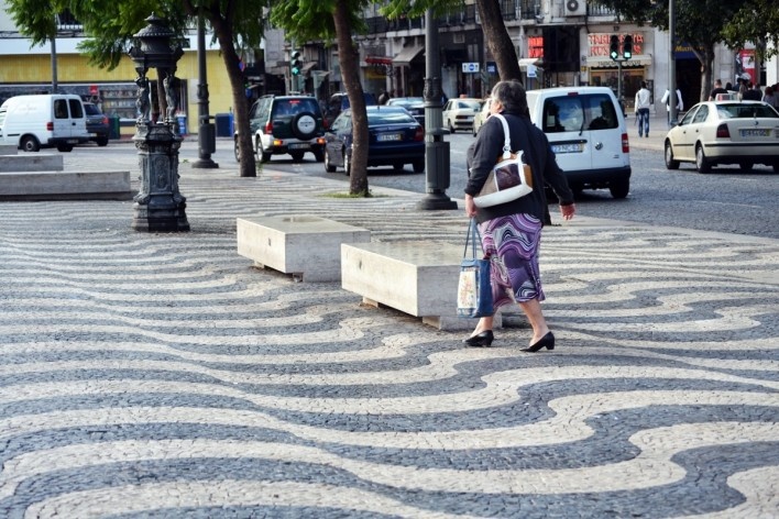 Calçamento undoso da Praça Dom Pedro IV, Lisboa<br />Foto Juliano Carlos Cecílio Batista Oliveira 