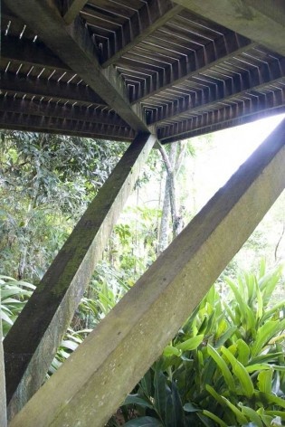 Residência Vianna Peres/ Ubatuba, SP – Arq. Fernando Vianna Peres