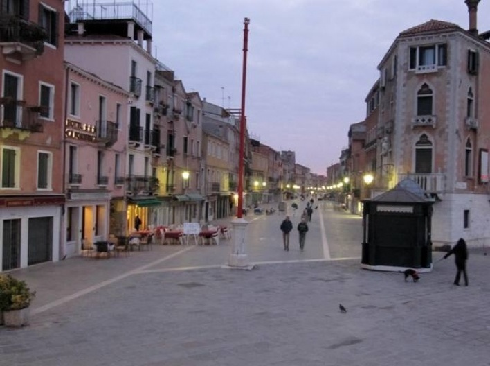 Veneza amanhecendo, Sestiere Castelo<br />Foto Sergio Jatobá 
