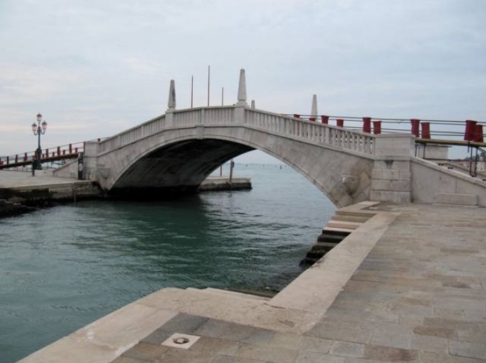Veneza amanhecendo, Ponte<br />Foto Sergio Jatobá 
