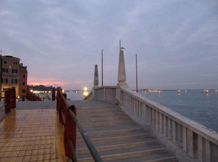 Veneza amanhecendo, Ponte<br />Foto Sergio Jatobá 