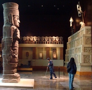 Conservação do Museu nacional de Antropologia<br />Foto Michel Gorski 