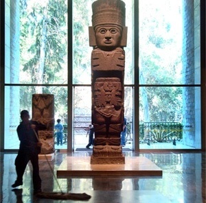 Conservação do Museu nacional de Antropologia<br />Foto Michel Gorski 