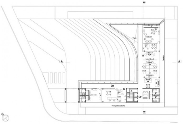 Planta 7º Pavimento
A – Diretoria
B – Conselheiros
CH – Circulação Horizontal
CV – Circulação Vertical
V – Instalações Sanitárias
  	  	 <br />Imagem dos autores do projeto 