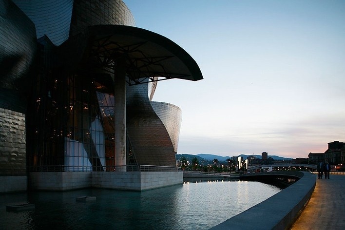 Museu Guggenheim, Bilbao. Arquiteto Frank Ghery<br />Foto Nelson Kon 