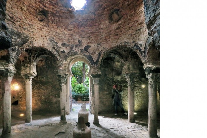 Banho árabe, interior, Maiorca, Ilhas Baleares, Espanha<br />Foto Victor Hugo Mori 