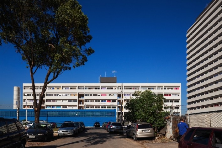 Conjunto Habitacional do Jardim Edite, MMBB & H+F<br />Foto Nelson Kon 
