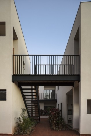 Vila Amélia, Sertãozinho SP, 2015-2017. Arquitetos Fernando O’Leary, Pedro Domingues e Pedro Faria / Vaga Arquitetura<br />Foto Leonardo Finotti 