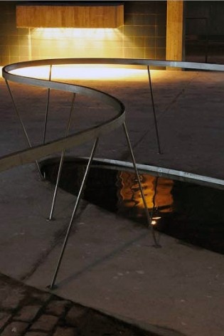 Plaza 3 Plaça de la Baixaeta. Carlos J. Gómez y Eva M. Álvarez. 2009<br />divulgación 