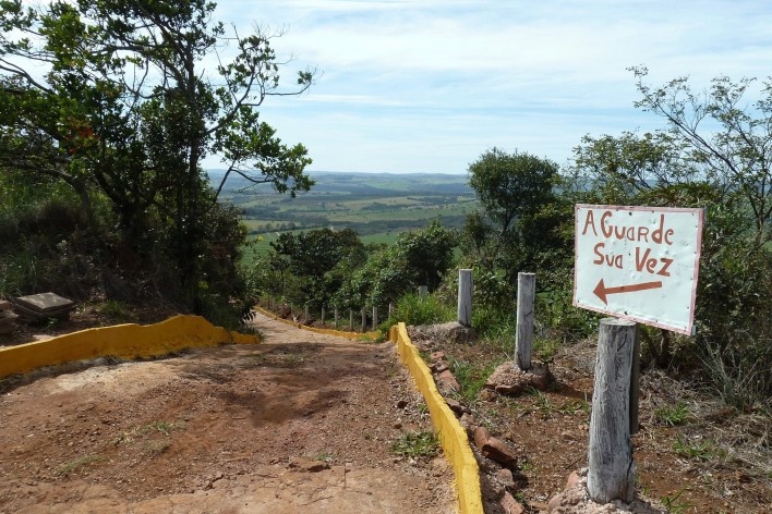 Subida para o Morro da Mesa<br />Foto Michel Gorski 