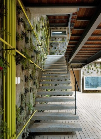 Projeto Harmonia_57, vista interna. Escritório Triptyque, 1º. prêmio categoria profissional/obras concluídas,São Paulo, SP, 2007-2008.