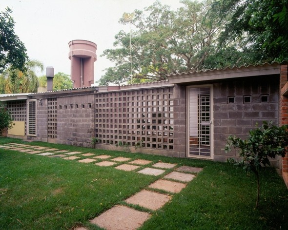 Casa de Ipanema, projeto de Sergio Marques, colaboração de Anna Paula Canez; execução de Sergio Marques, 1989/1992<br />Foto Sergio M. Marques 