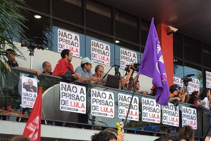 Sindicato de Metalúrgicos do ABC, balcão reservado para a imprensa<br />Foto Abilio Guerra 