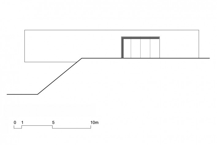 Bar/pool/gallery, east façade. BCMF arquitetos + MACh arquitetos