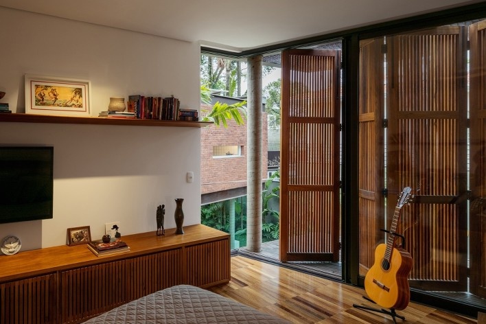 Residência RFC, São Paulo SP Brasil, 2018. Arquitetos Henrique Reinach e Maurício Mendonça / Reinach Mendonça Arquitetos Associados<br />Foto/ Photo Nelson Kon 
