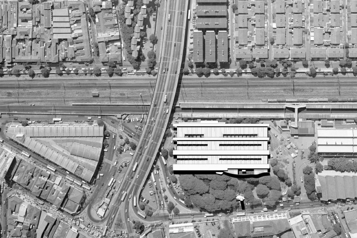Núcleo de Arquitetura, Terminal de ônibus Lapa, implantação, São Paulo, 2003