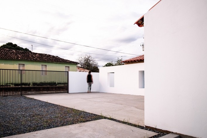 Dona Zuzinha’s House, Campo Azul MG, 2022. Architect Deryck Dantom / DL Arquitetos Associados<br />Foto/photo Urbansadness 