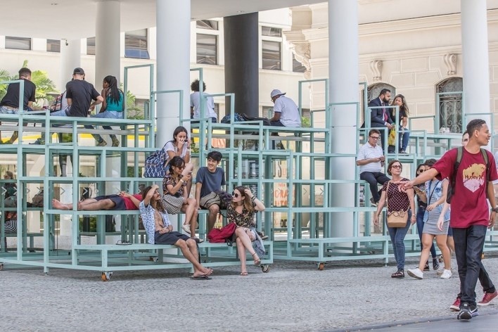 Transborda!, Museu de Arte do Rio, Praça Mauá, Rio de Janeiro RJ Brasil, 2018. Arquitetos Antonio Pedro Coutinho e Adriano Carneiro de Mendonça (autores) / Estúdio Chão<br />Foto Renato Mangolin 