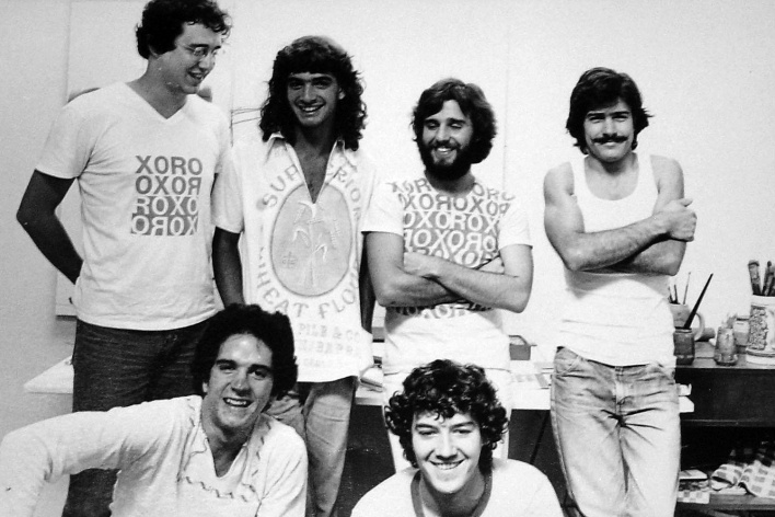 Formação do grupo Xoro Roxo: Alberto, Joel, Swami, Zé Fernando, Beto e André<br />Foto divulgação 