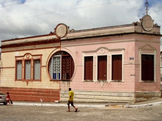 Casas ecléticas geminadas, Penedo AL, 2011<br />Foto Valdir Zwetsch 