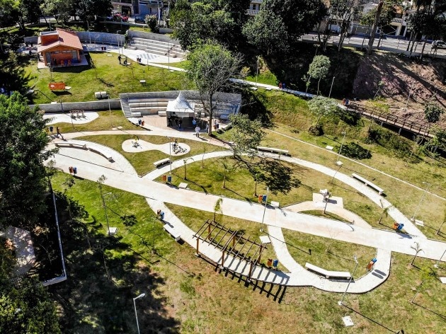 Parque Municipal Nair Bello, imagem aérea do conjunto da fase 01, São Paulo SP Brasil, 2020. Secretaria Municipal do Verde e do Meio Ambiente<br />Foto Edson Lopes Jr.  [Acervo Secom]