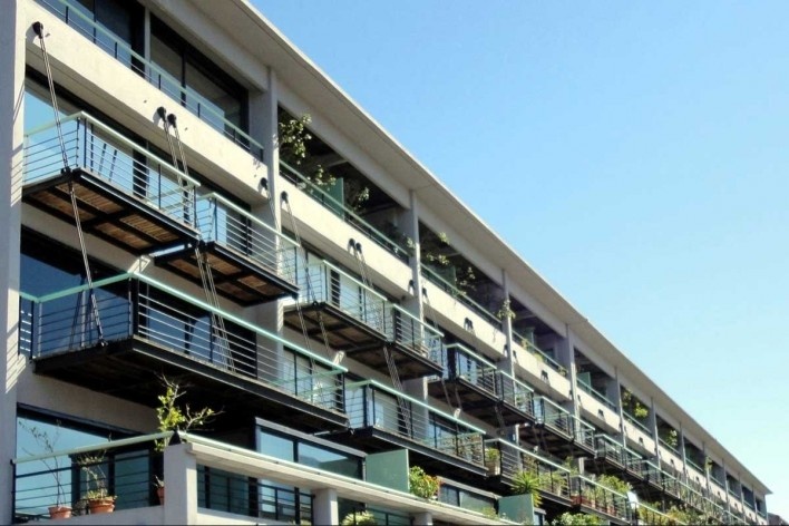 Edificação da margem Oeste do Dique<br />Foto Cynara Sá 