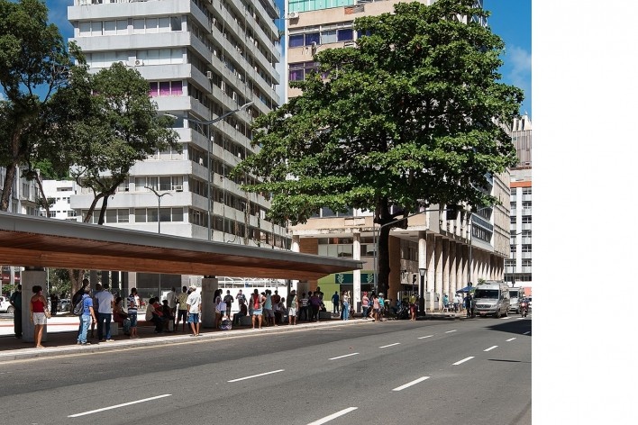 Requalificação urbanística da praça Marechal Deodoro, Salvador BA Brasil, 2020. Arquiteto Adriano Mascarenhas (autor) / Sotero Arquitetos<br />Foto Tarso Figueira, 2020 