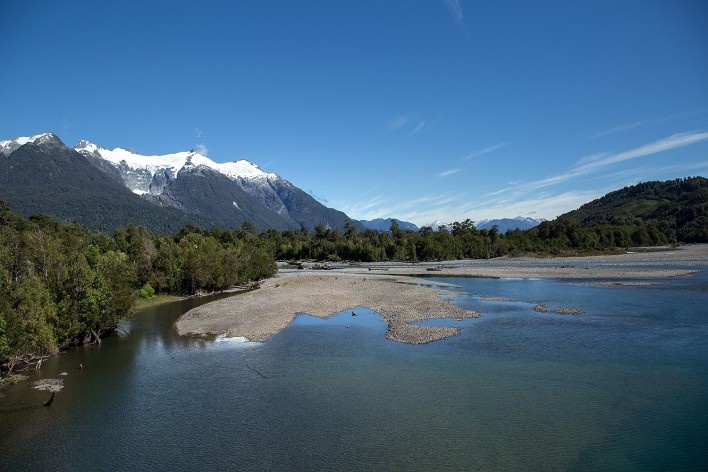 Rio Michimahuida a caminho de Chaitén<br />Foto Diana Souza 