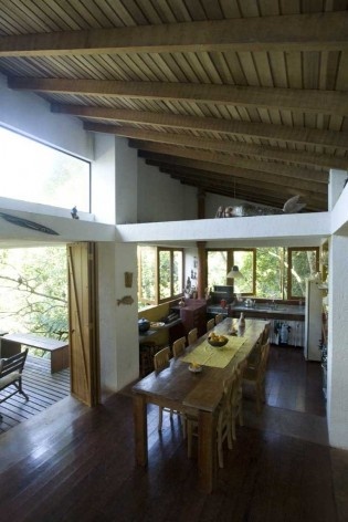 Residência Vianna Peres/ Ubatuba, SP – Arq. Fernando Vianna Peres
