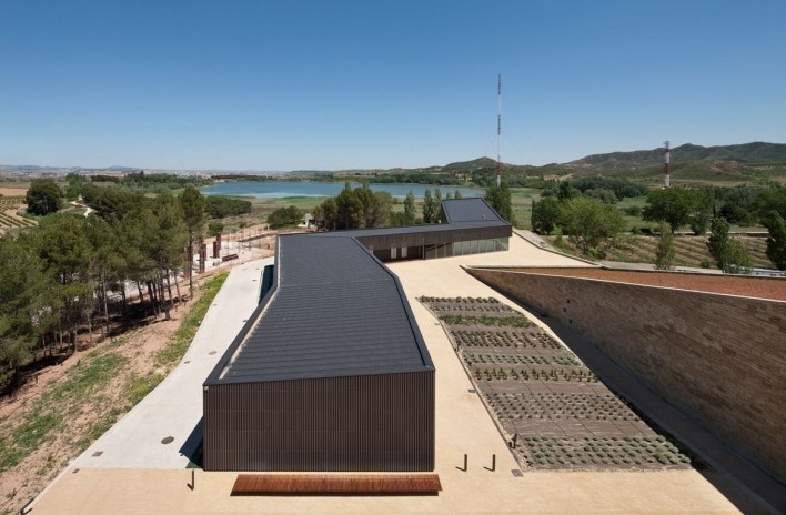 Bodega Institucional La Grajera. Virai Arquitectos. Londroño, España, 2011<br />divulgación 
