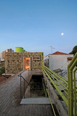 Projeto Harmonia_57, vista cobertura. Escritório Triptyque, 1º. prêmio categoria profissional/obras concluídas,São Paulo, SP, 2007-2008.