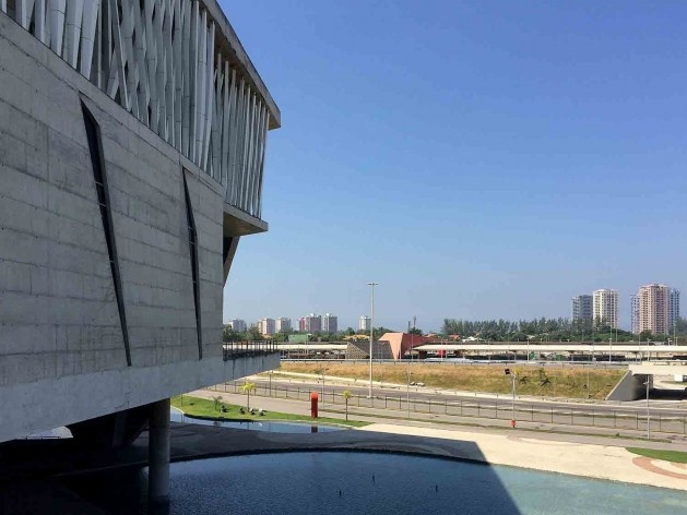 Cidade das Artes, Rio de Janeiro. Arquiteto Christian de Portzamparc<br />Foto Abilio Guerra 