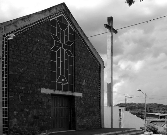 Igreja de São José Operário, Ipiaú BA. Arquiteta Denise Teixeira<br />Foto Thomas Bussius 