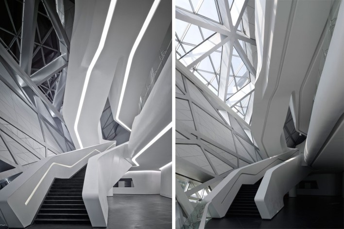 Guangzhou Opera House<br />foto Virgile Simon Bertrand  [Zaha Hadid Architects]