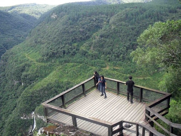 Vista panorâmica do mirante do Vale da Ferradura RS<br />Foto Sérgio Antonio dos Santos Jr 